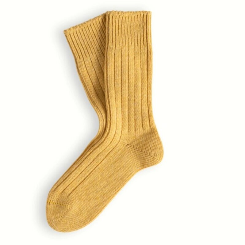 גרבי THUNDERS LOVE קולקציית צמר רך צבע צהוב