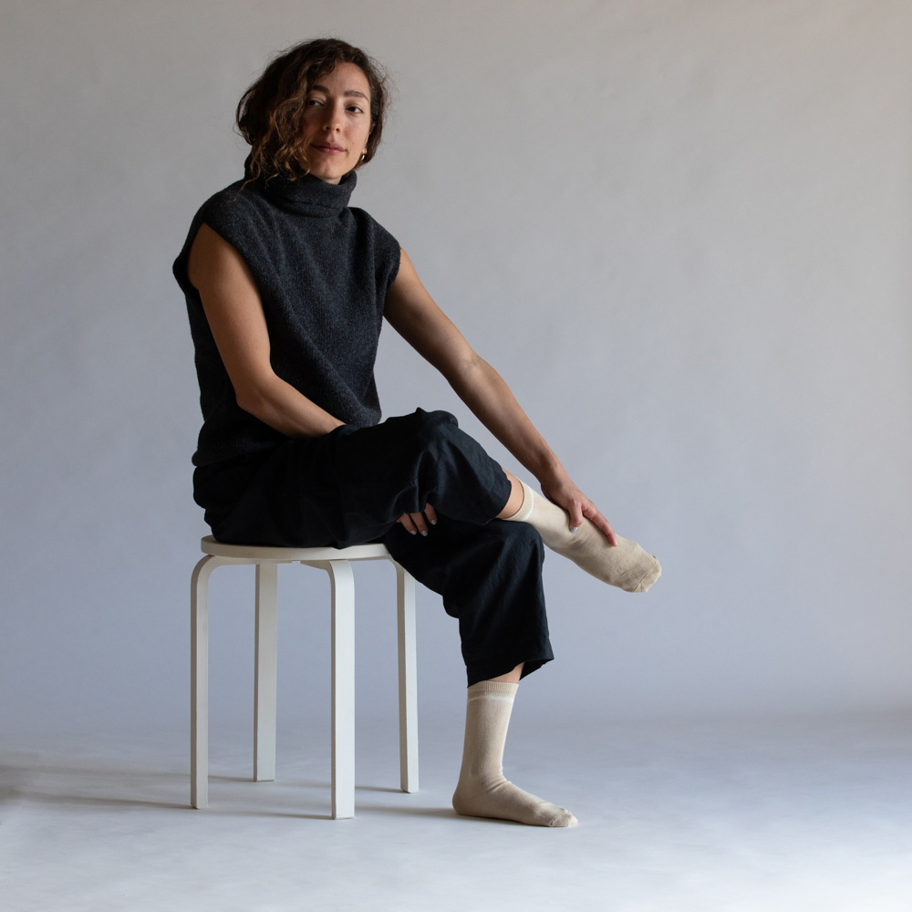 אגוז מלך פס - גרבי כותנה בצביעה טבעית