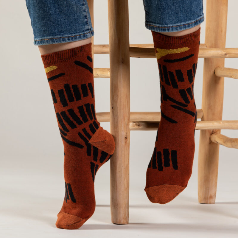 גריק - גרבי כותנה בצבע טרקוטה