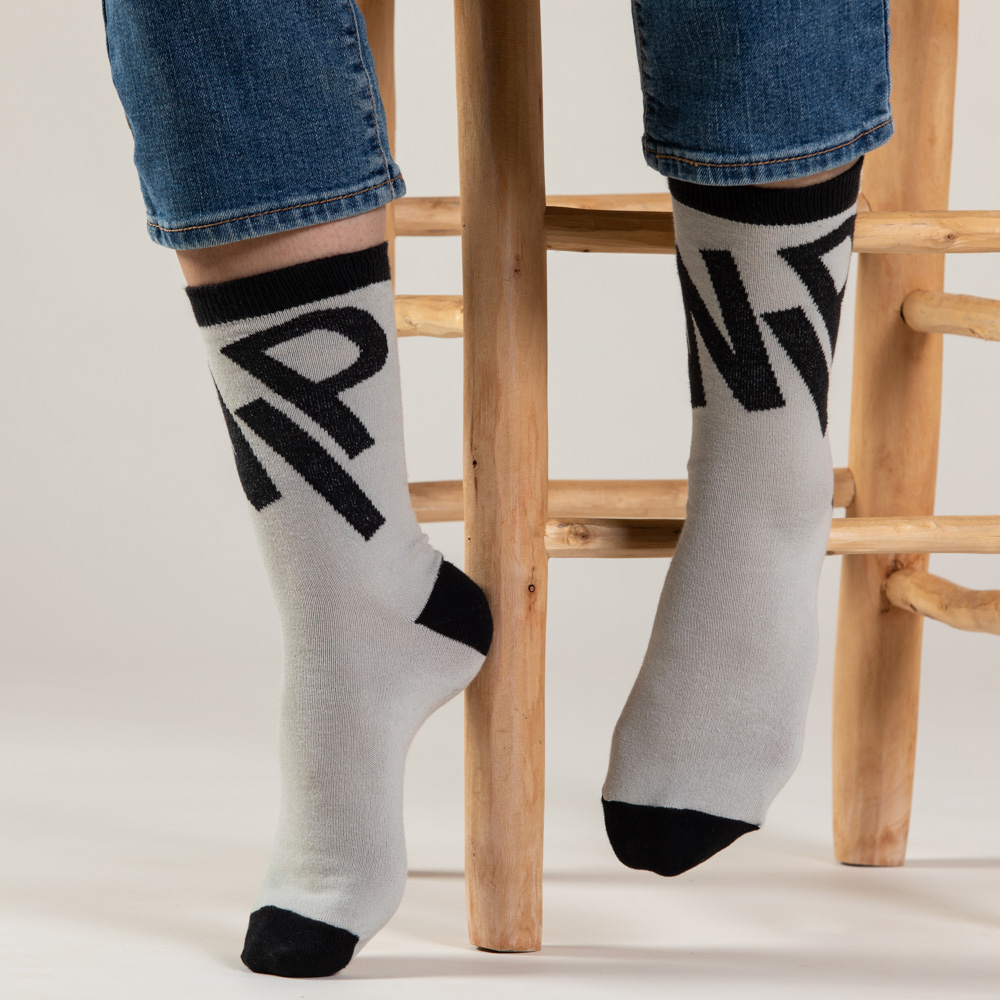 WIP - גרבי כותנה KaRinITI  יוניסקס אפור