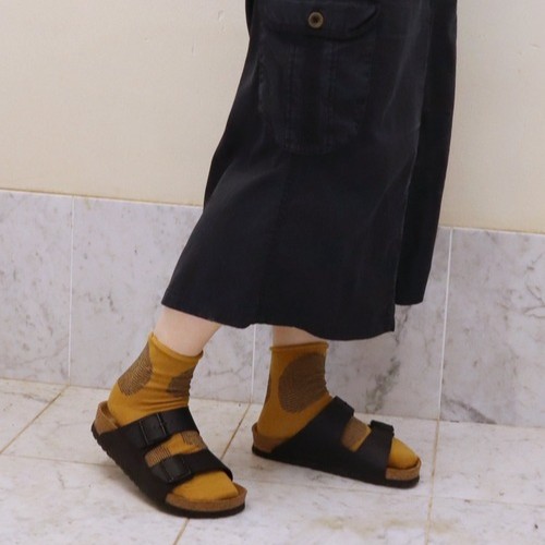 גרבי כותנה ופשתן מבית Put On Socks דגם SAVON צבע ג'ינג'ר