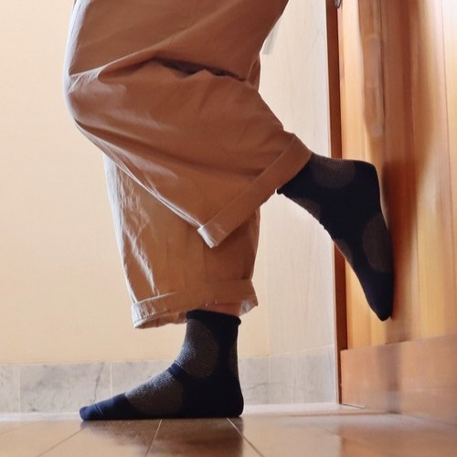 גרבי כותנה ופשתן מבית Put On Socks דגם SAVON צבע נייבי