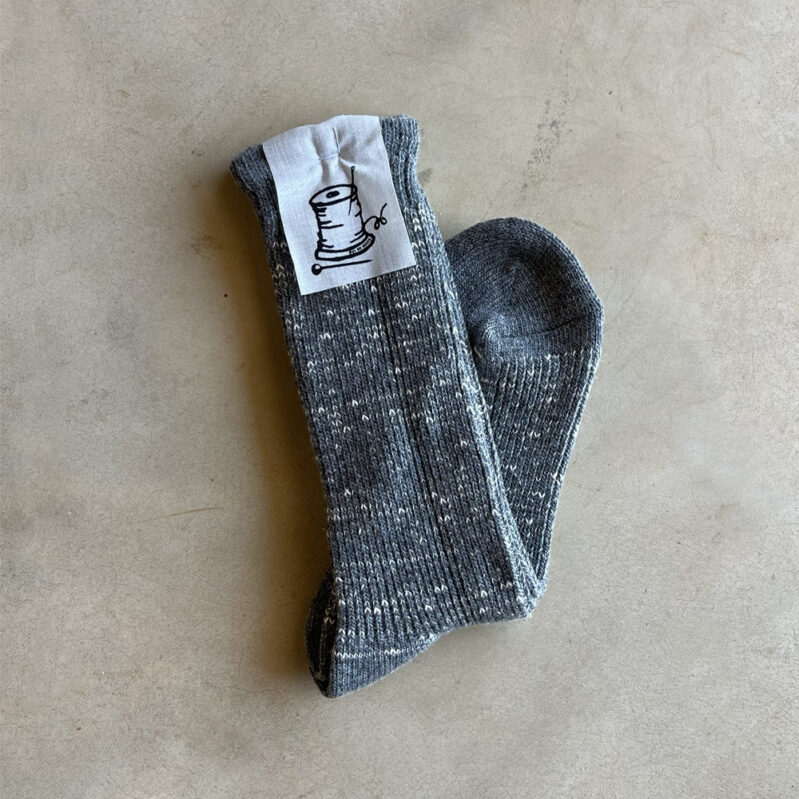 גרבי צמר Put On Socks דגם Hazel צבע אפור פחם