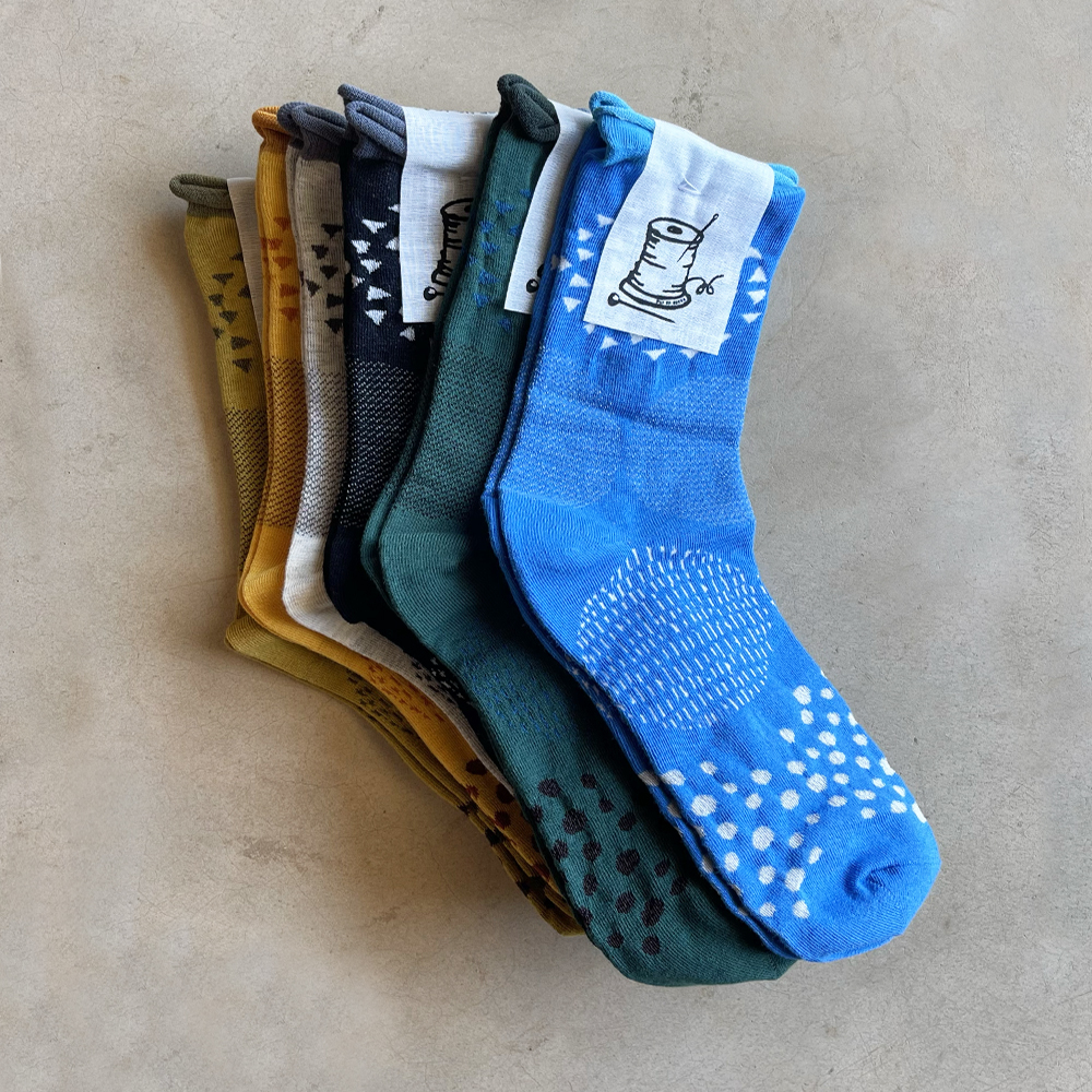גרבי כותנה מבית Put On Socks דגם Pave צבע ירוק כהה