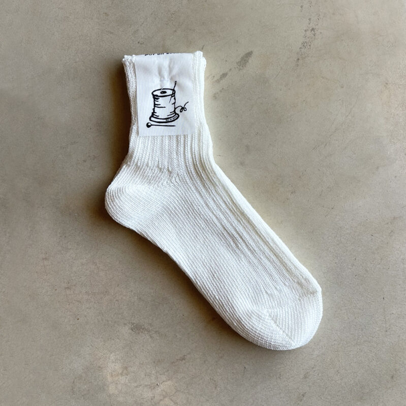 גרבי פשתן מבית Put On Socks דגם  Sun Kissed צבע Pure white